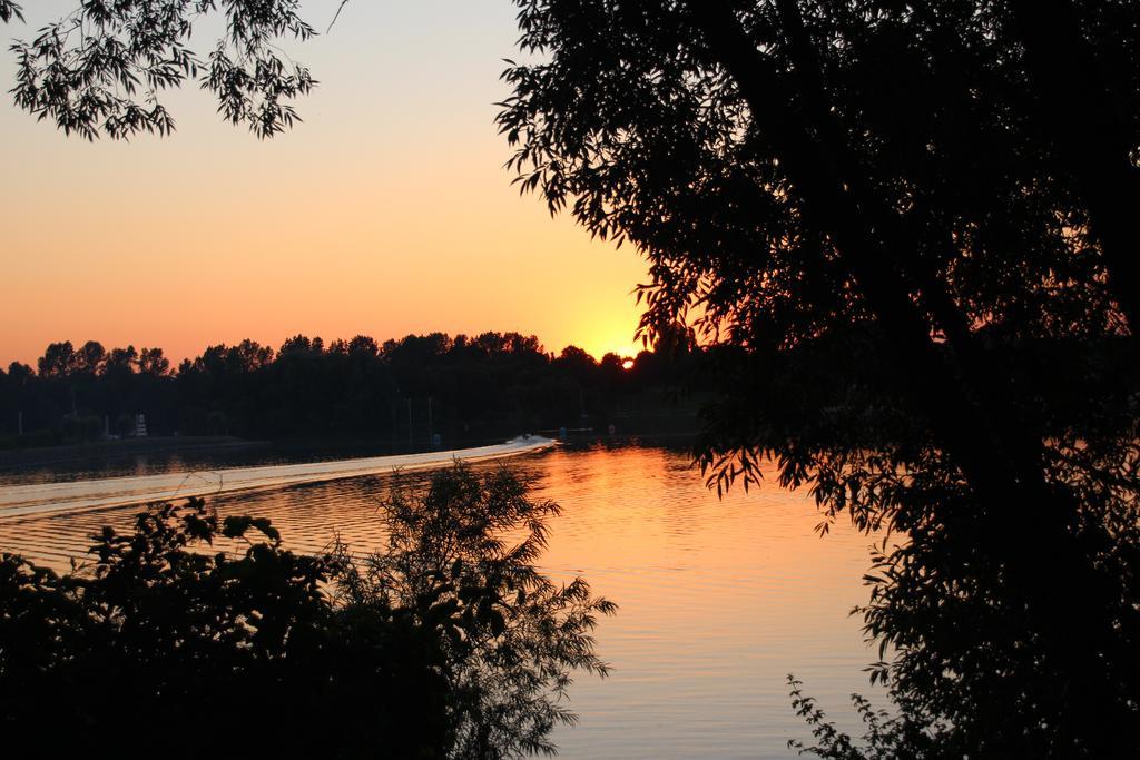 Sailcenter Limburg Pansiyon Kinrooi Dış mekan fotoğraf